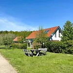 Wiesengefluester S1 - Mit Sauna, Kamin Und Workation An Der Mueritz