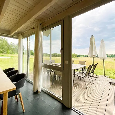 Wiesengefluester S1 - Mit Sauna, Kamin Und Workation An Der Mueritz Holiday home Marienfelde