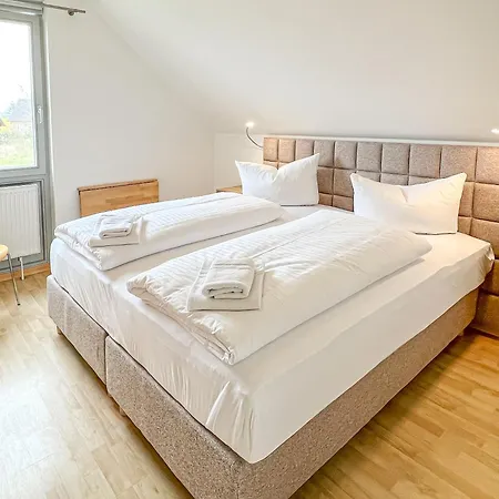 Ferienhaus Wiesengeflüster S1 - Mit Sauna, Kamin Und Workation An Der Müritz Röbel