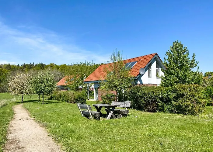 Wiesengeflüster S1 - Mit Sauna, Kamin Und Workation An Der Müritz