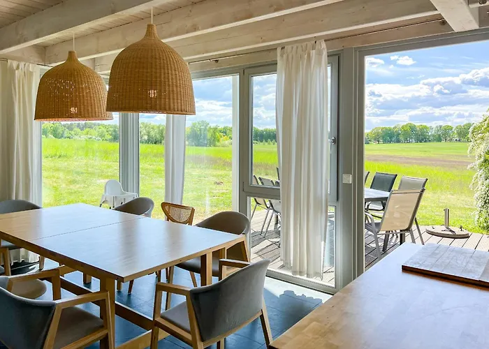 Ferienhaus Wiesengeflüster S1 - Mit Sauna, Kamin Und Workation An Der Müritz Röbel